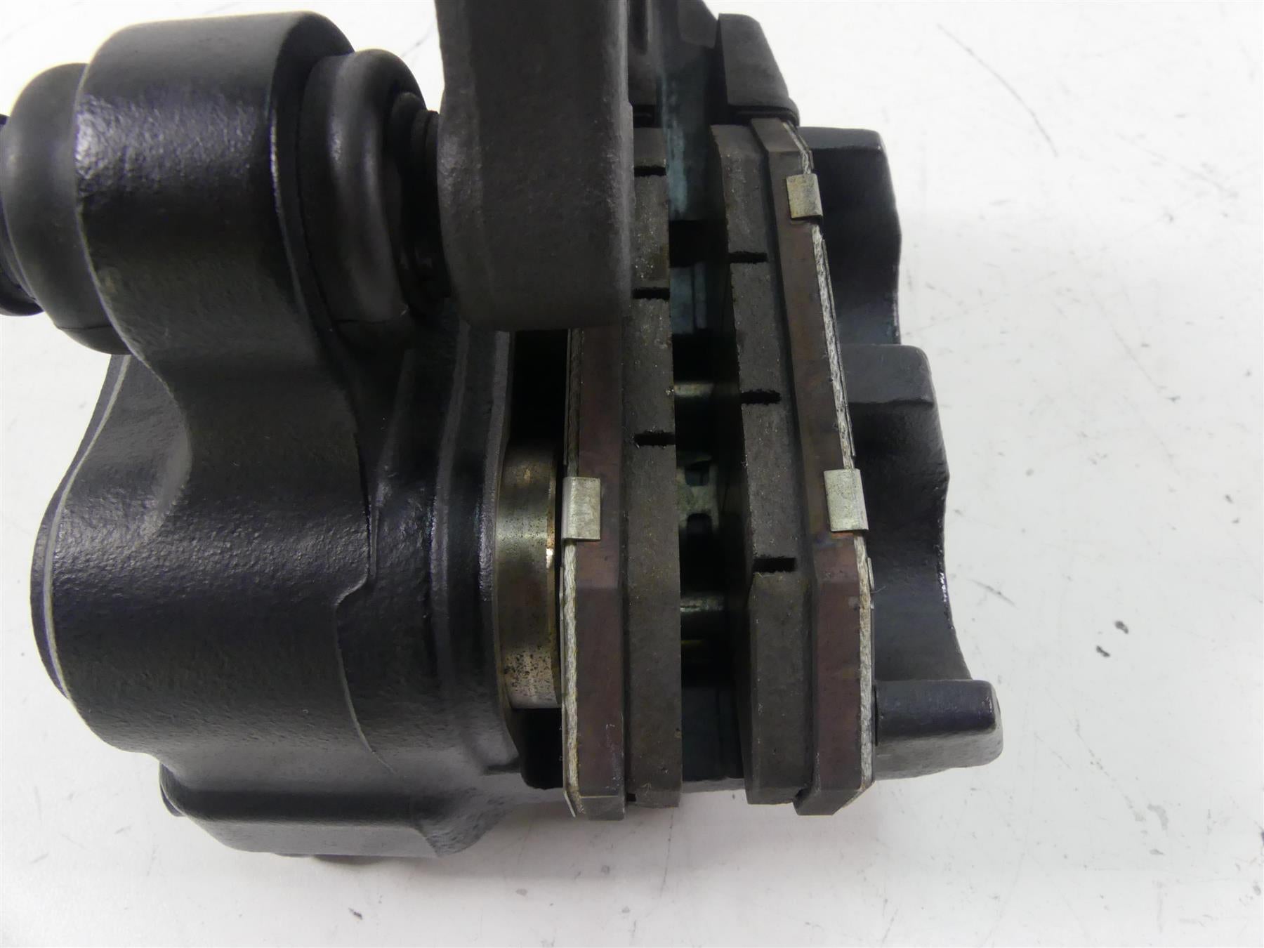 2021 Harley Softail FXBBS Street Bob Rear Brake Caliper & 25mm Bracket 41300192 {{ shop.shopifyCountryName }} - Mototech271