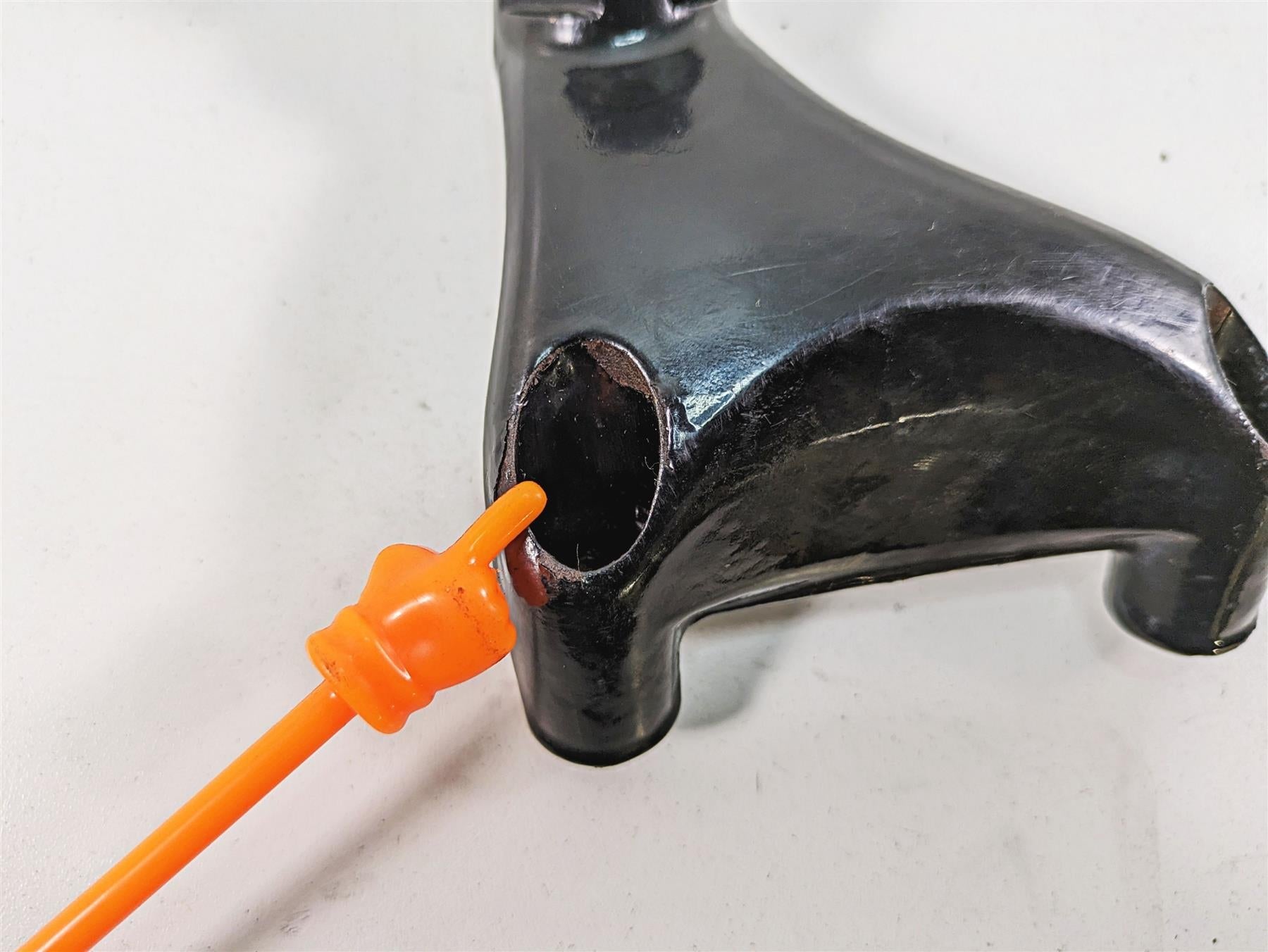 2006 Harley Sportster XL1200 Left Side Passenger Foot Peg Rest 49315-04 {{ shop.shopifyCountryName }} - Mototech271