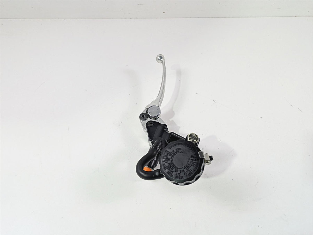 2013 Triumph Bonneville Front Brake Master Cylinder + Reservoir T2026220 {{ shop.shopifyCountryName }} - Mototech271