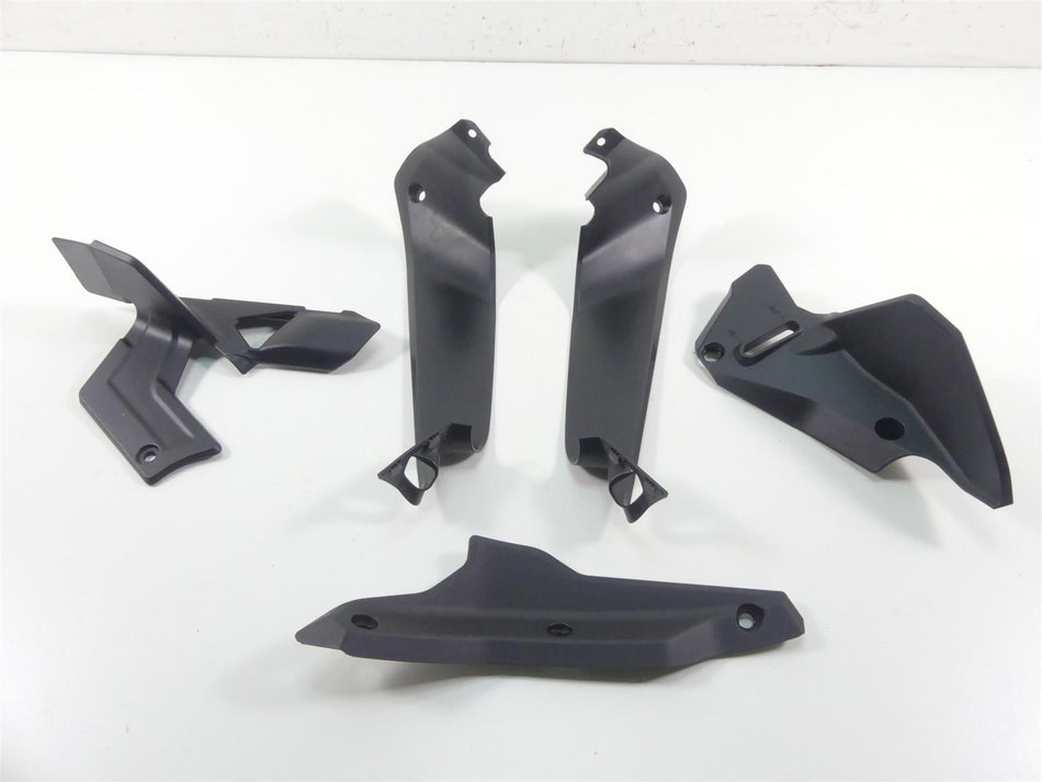 2017 Ducati 939 S Supersport Frame Engine Infill Neck Cover Set -Read 48212331A {{ shop.shopifyCountryName }} - Mototech271