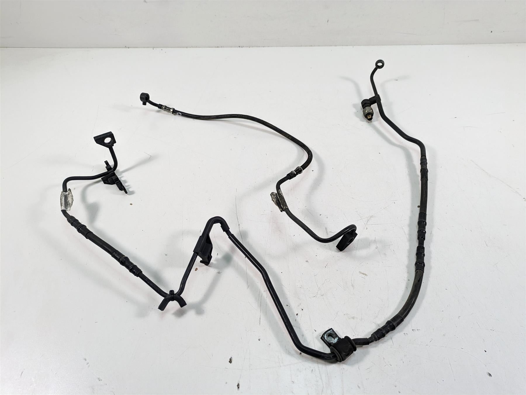 2014 Harley Touring FLHTK Electra Glide Rear Abs Brake Line Hose Set 41800012
