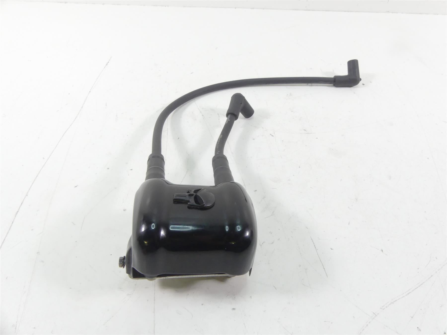 2017 Harley FXSE CVO Pro Street Breakout Ignition Coil & Black Cover 28058097 {{ shop.shopifyCountryName }} - Mototech271