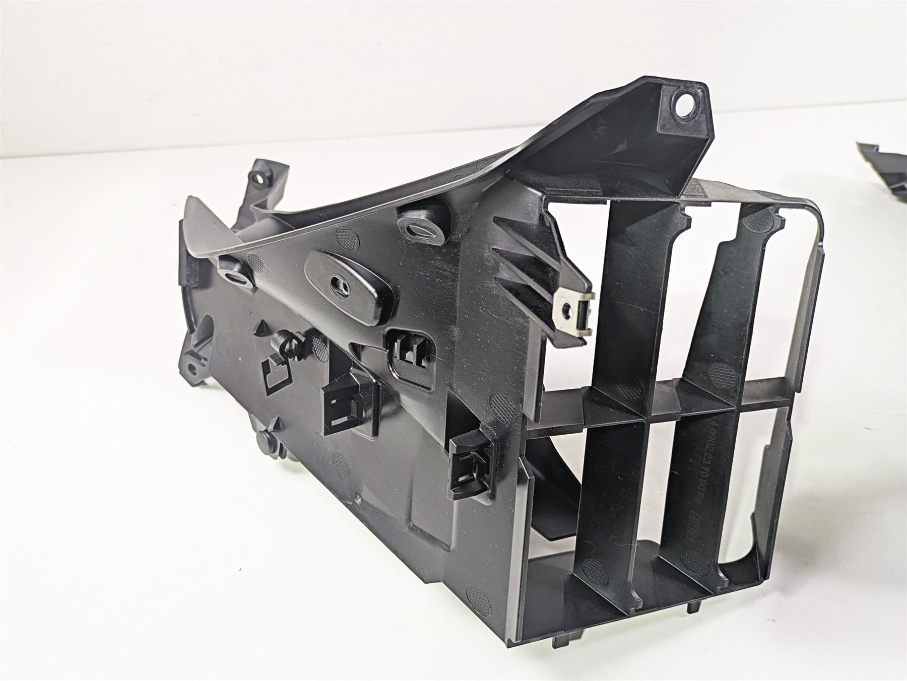 2016 BMW R1200RT K52 Radiator Fairing Cover Scoop Set 46637728668 {{ shop.shopifyCountryName }} - Mototech271