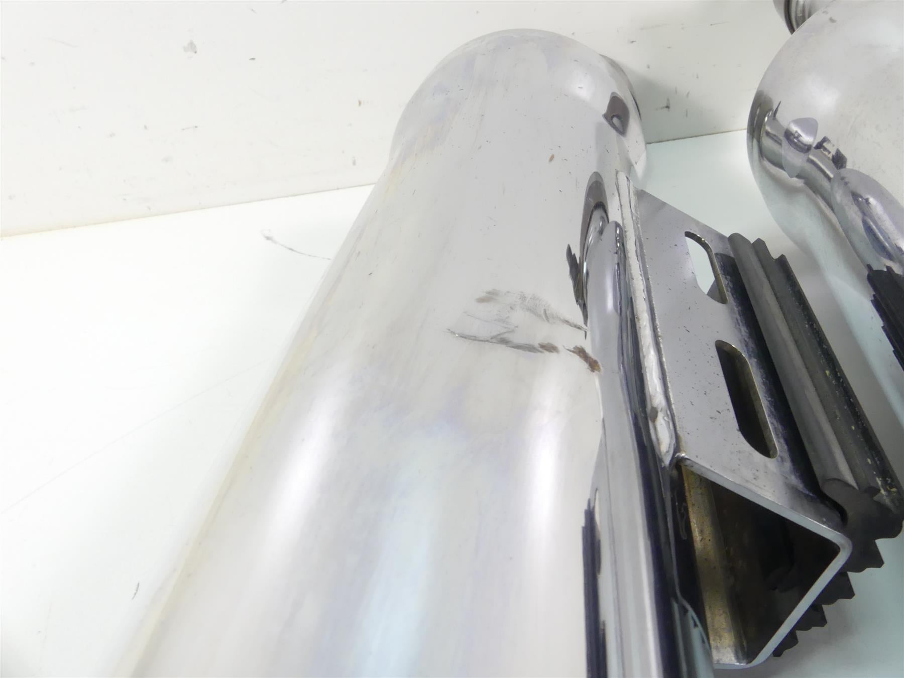 2015 Victory Cross Country Tour Performance Exhaust Slip On Muffler Set 1261978 {{ shop.shopifyCountryName }} - Mototech271