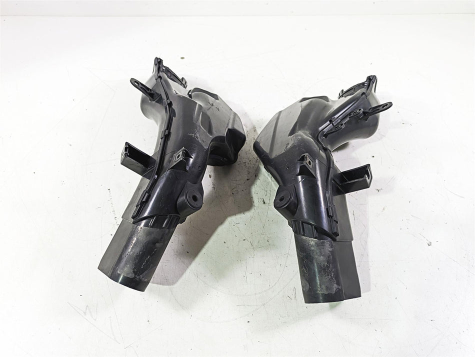 2018 Suzuki GSX1300 R Hayabusa Air Intake Duct Set 94420-15H01 94430-15H01 {{ shop.shopifyCountryName }} - Mototech271
