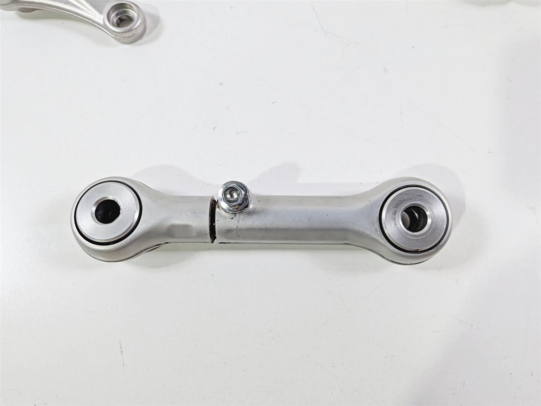 2017 Ducati Panigale 1299 Rear Shock Linkage Dogbone Rocker Arm Set 37211171BA-Mototech271