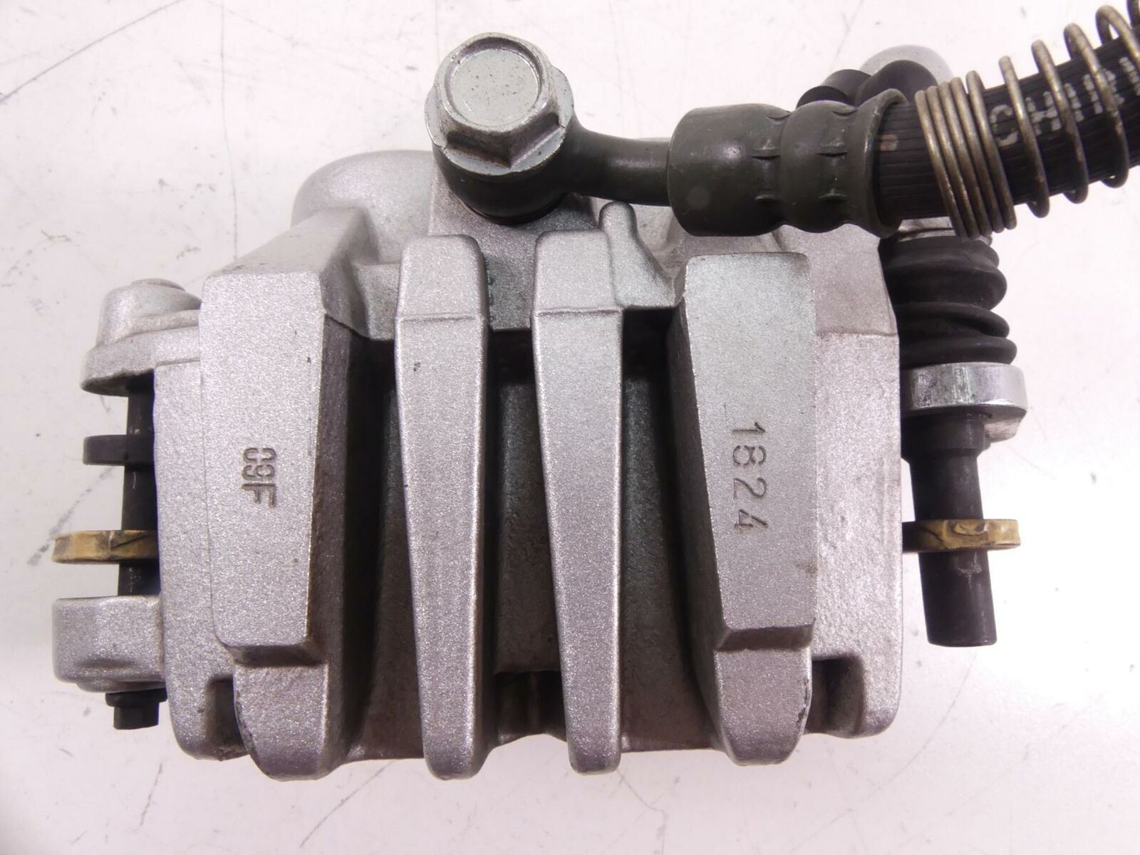 2001 Kawasaki VN1500 Vulcan C Front Tokico Brake Caliper 43041-1824-GN {{ shop.shopifyCountryName }} - Mototech271