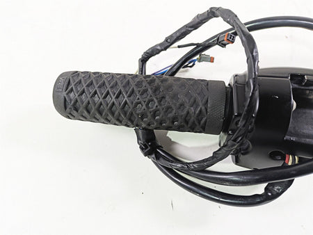 2020 Harley Softail FXST Standard Right Hand Control Switch - Extended 71500462 {{ shop.shopifyCountryName }} - Mototech271