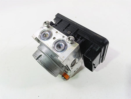 2017 BMW R1200 GS K50 Abs Brake Pump Module 34518566956 34518566955 {{ shop.shopifyCountryName }} - Mototech271