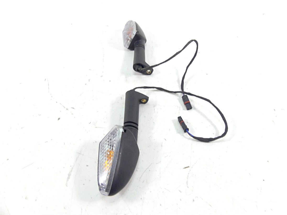 2015 BMW R1200GS GSW K50 Front Blinker Turn Signal Set 63138534355 {{ shop.shopifyCountryName }} - Mototech271