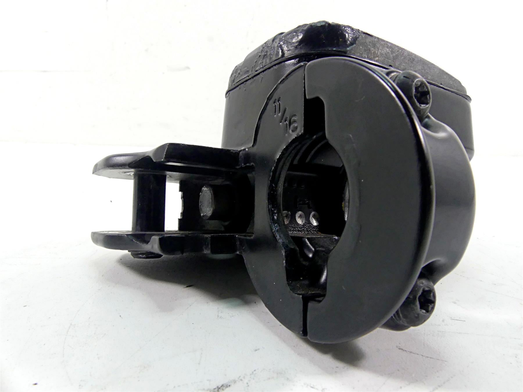 2015 Harley VRSCF Muscle V-Rod Clutch Master Cylinder 11/16" 38744-09B {{ shop.shopifyCountryName }} - Mototech271
