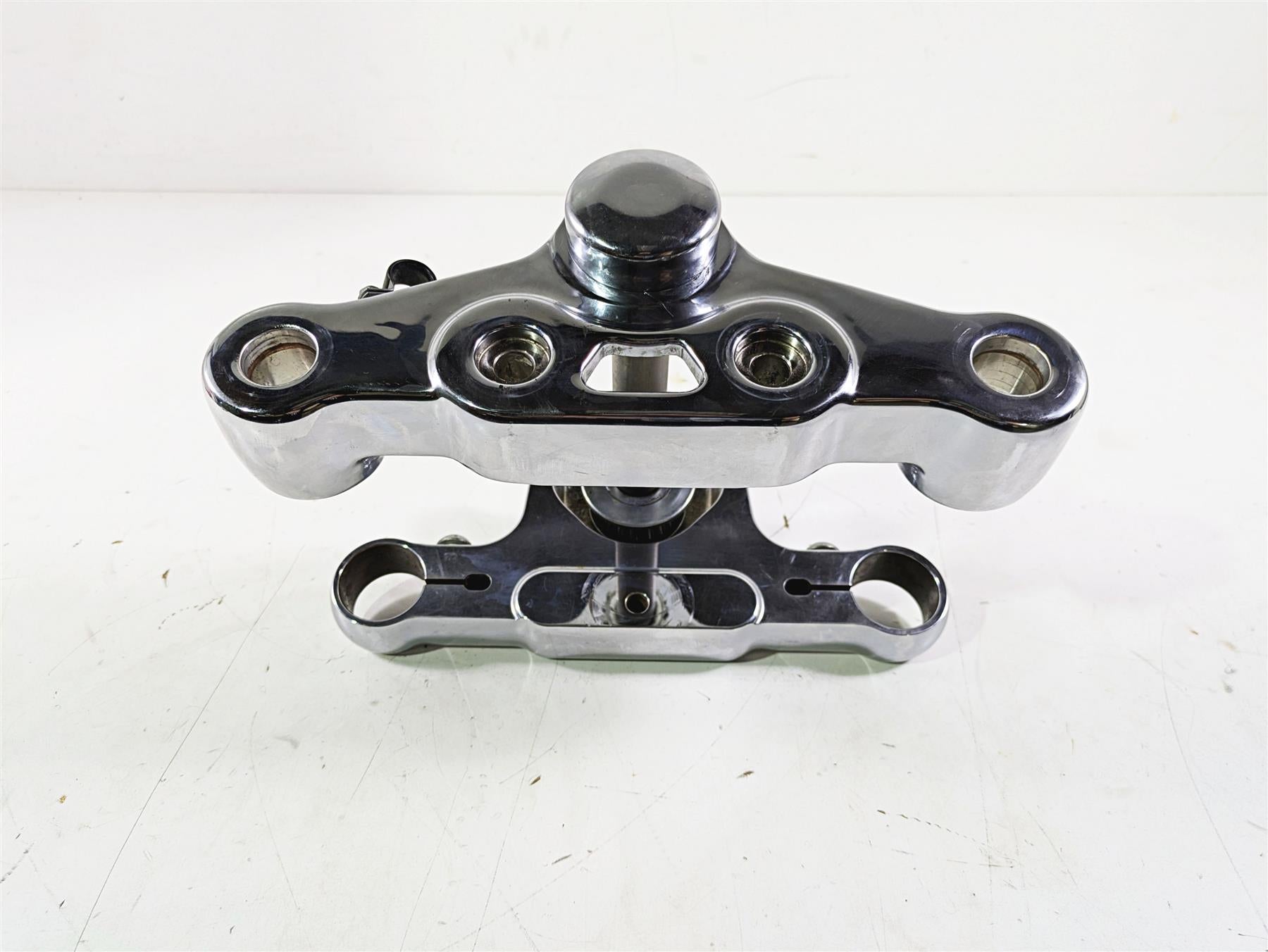 2003 Harley Softail FXSTDI Deuce 100th Upper Lower Triple Tree Set 45475-00A {{ shop.shopifyCountryName }} - Mototech271
