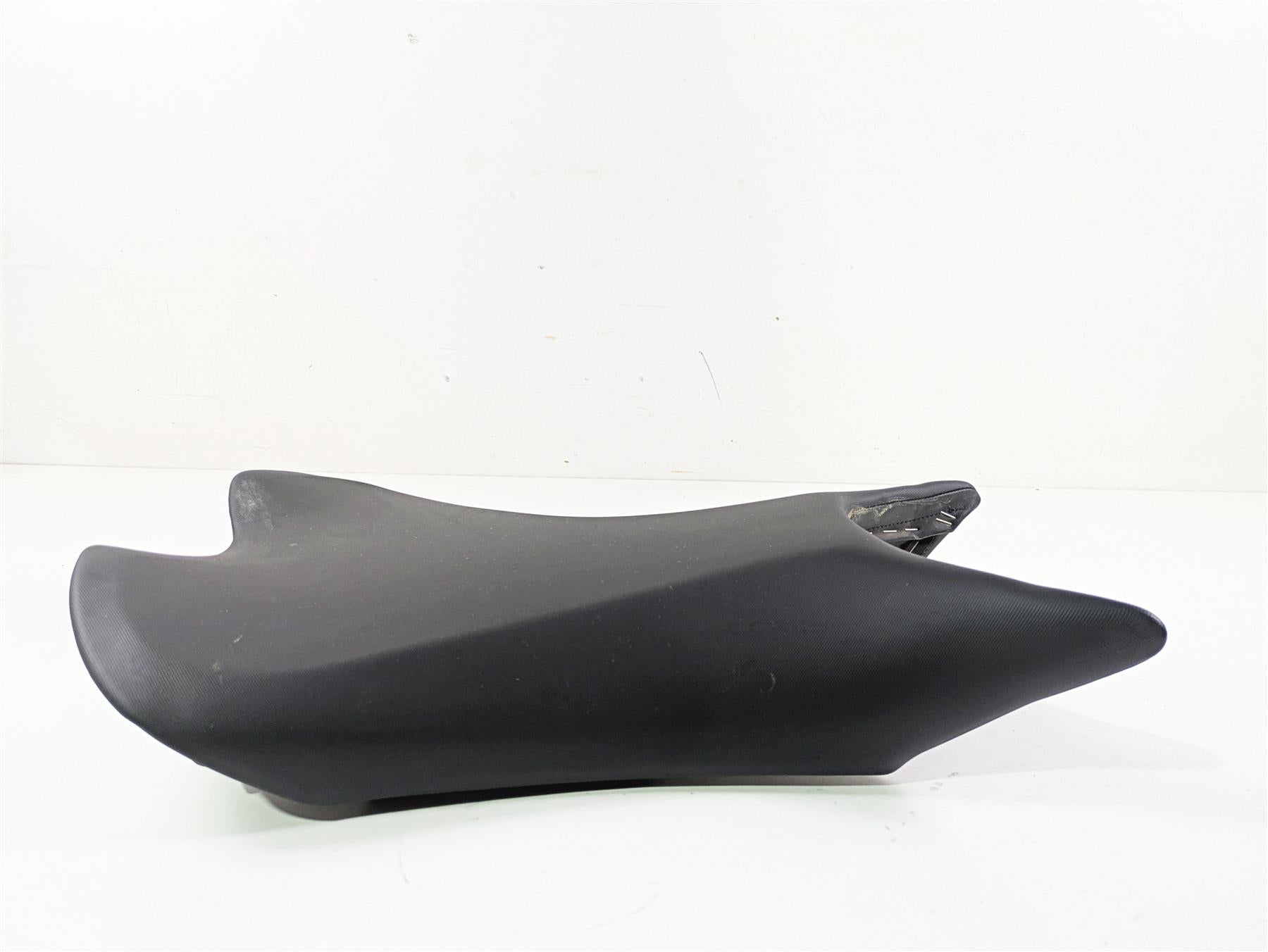 2024 Triumph Street Triple 765 R Front Rider Driver Seat Saddle T2310815 {{ shop.shopifyCountryName }} - Mototech271
