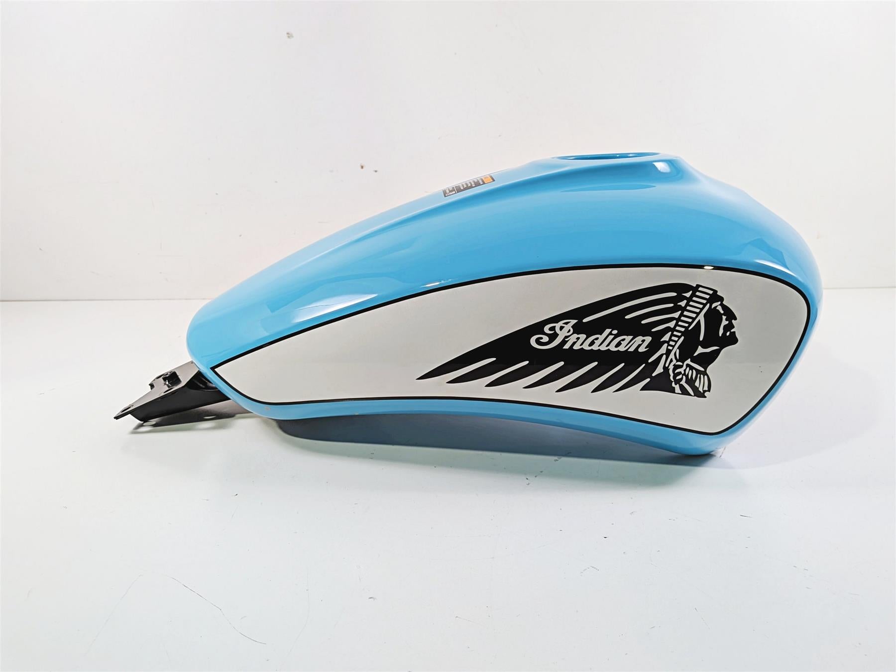 2021 Indian Scout 1200 Fuel Gas Petrol Tank - Small Little Dent 1024443 {{ shop.shopifyCountryName }} - Mototech271
