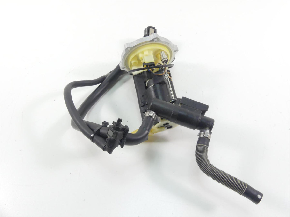 2009 Yamaha XV1700 Road Star Warrior Fuel Petrol Pump - Tested 5PX-13907-00-00 {{ shop.shopifyCountryName }} - Mototech271