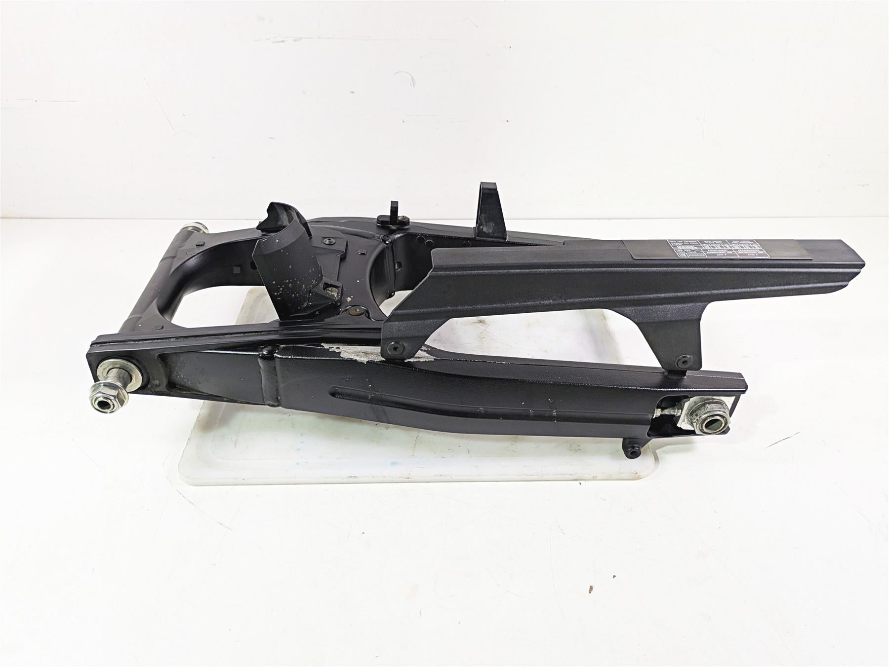 2020 Suzuki V-Strom 1050 XT Rear Swingarm & Axle Set 61000-31J20-YAP {{ shop.shopifyCountryName }} - Mototech271