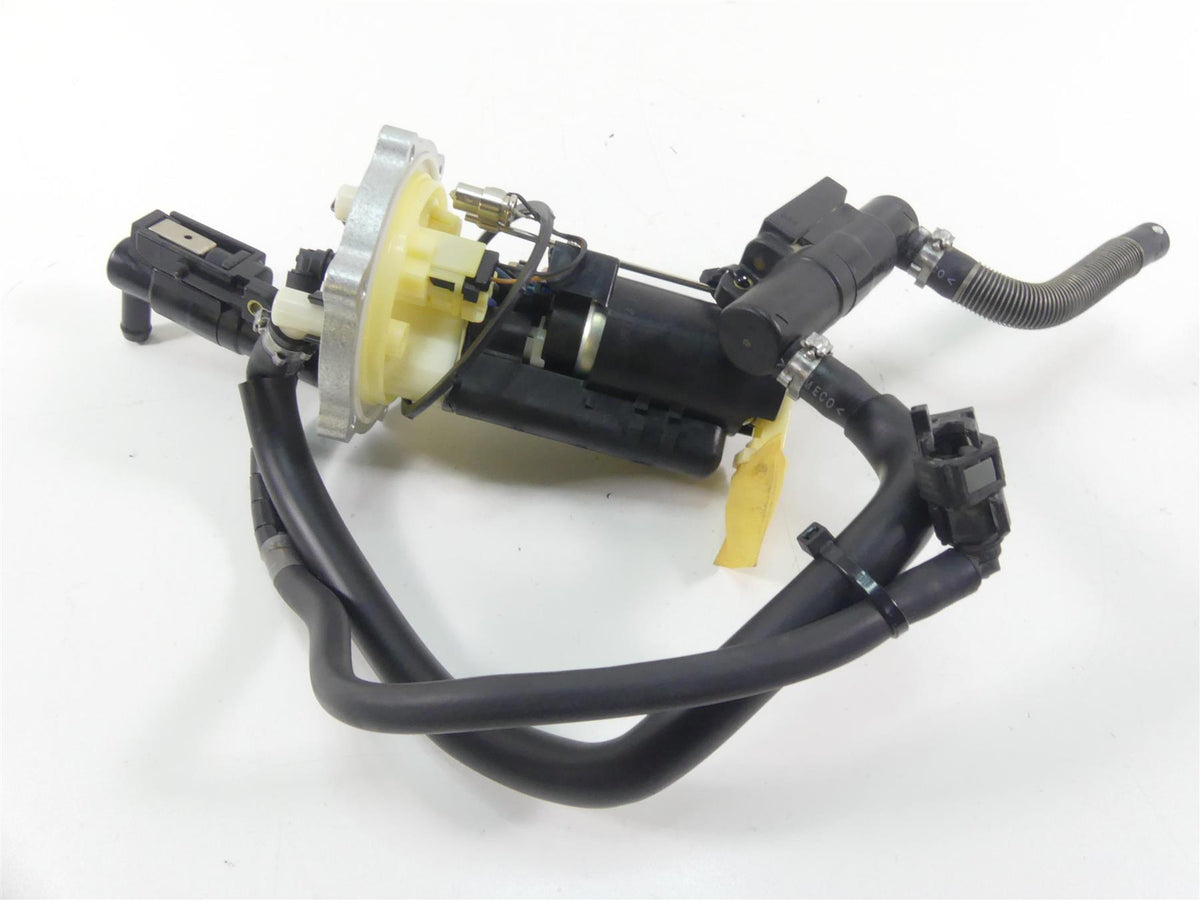 2009 Yamaha XV1700 Road Star Warrior Fuel Petrol Pump - Tested 5PX-13907-00-00 {{ shop.shopifyCountryName }} - Mototech271