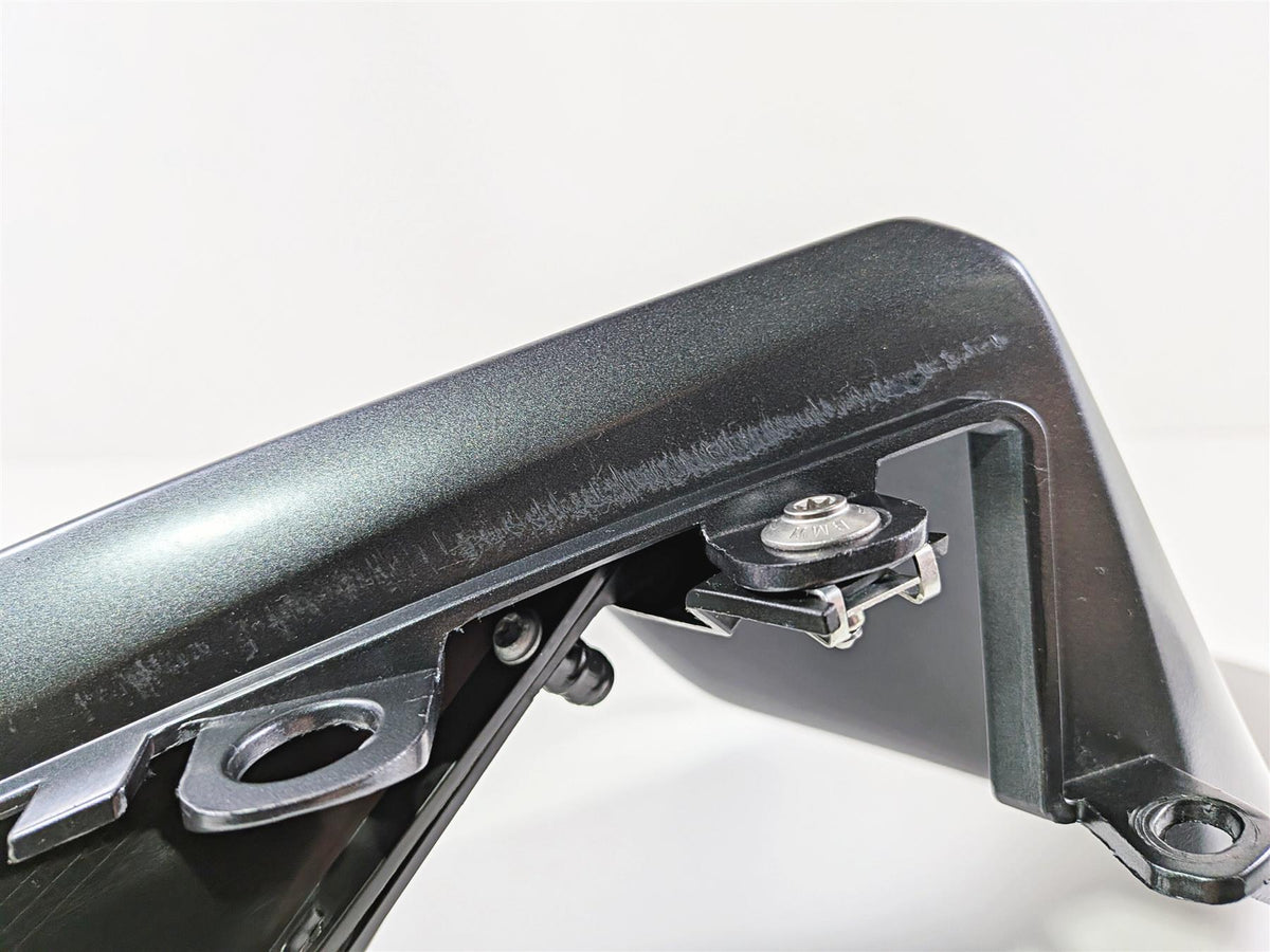 2023 BMW R1250RT RTP K52 Right Knee Air Intake Cover Fairing 46638533582 {{ shop.shopifyCountryName }} - Mototech271