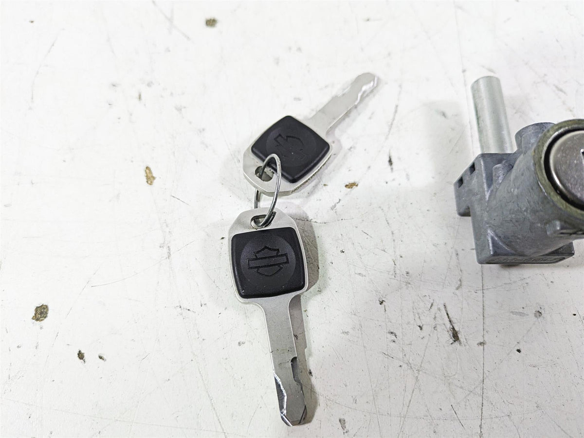 2021 Harley Softail FLSL Slim Steering Key Lock Set 45600049 {{ shop.shopifyCountryName }} - Mototech271