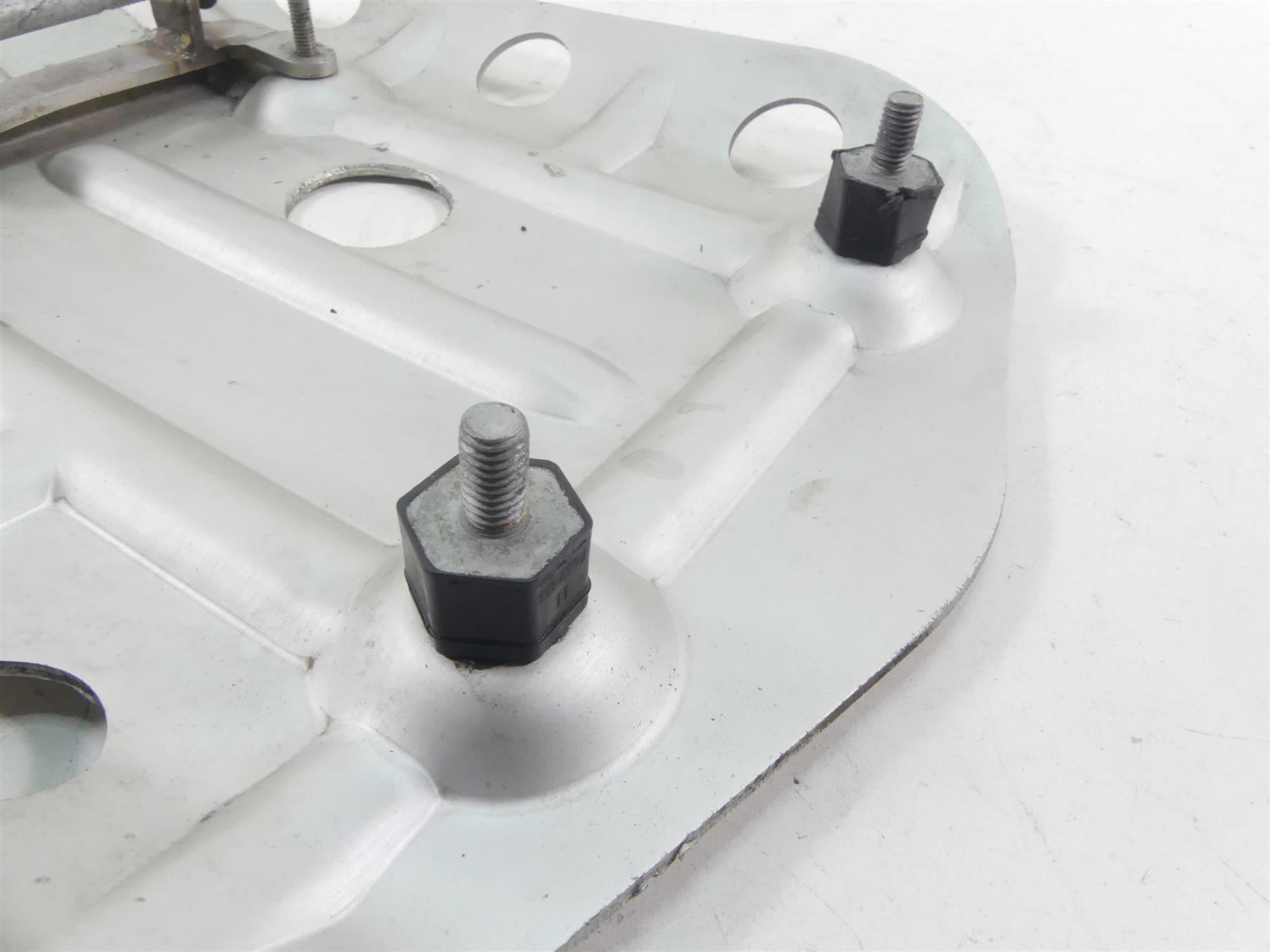 2008 BMW R1200GS K25 Skid Plate Lower Engine Guard 11117717743 {{ shop.shopifyCountryName }} - Mototech271