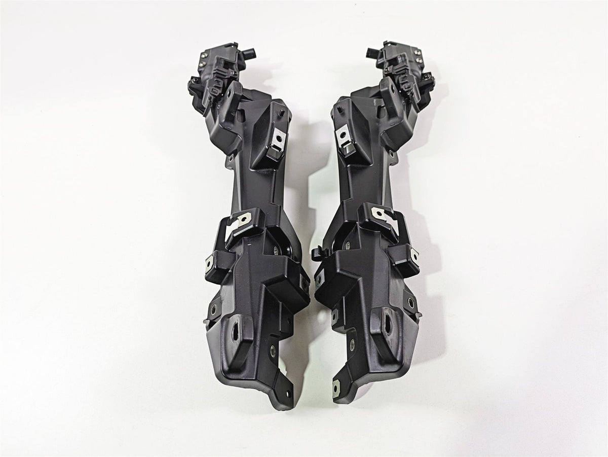 2019 BMW R1250RT K52 Saddlebag Mount Holder Set 46547728665 46547728666 {{ shop.shopifyCountryName }} - Mototech271