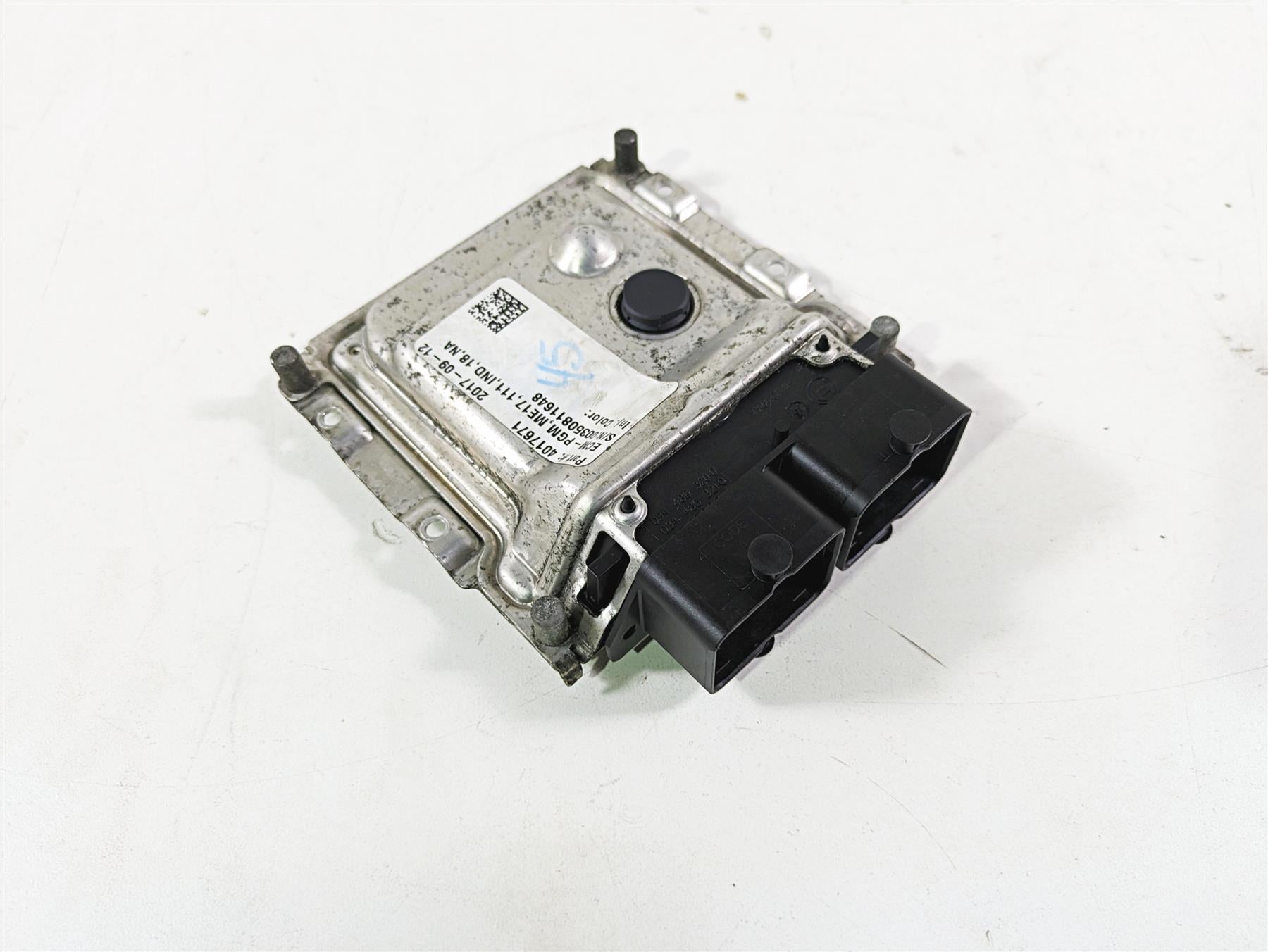 2018 Indian Chieftain Dark Horse Ecm Cdi Ecu Engine Control Module 4017671 {{ shop.shopifyCountryName }} - Mototech271