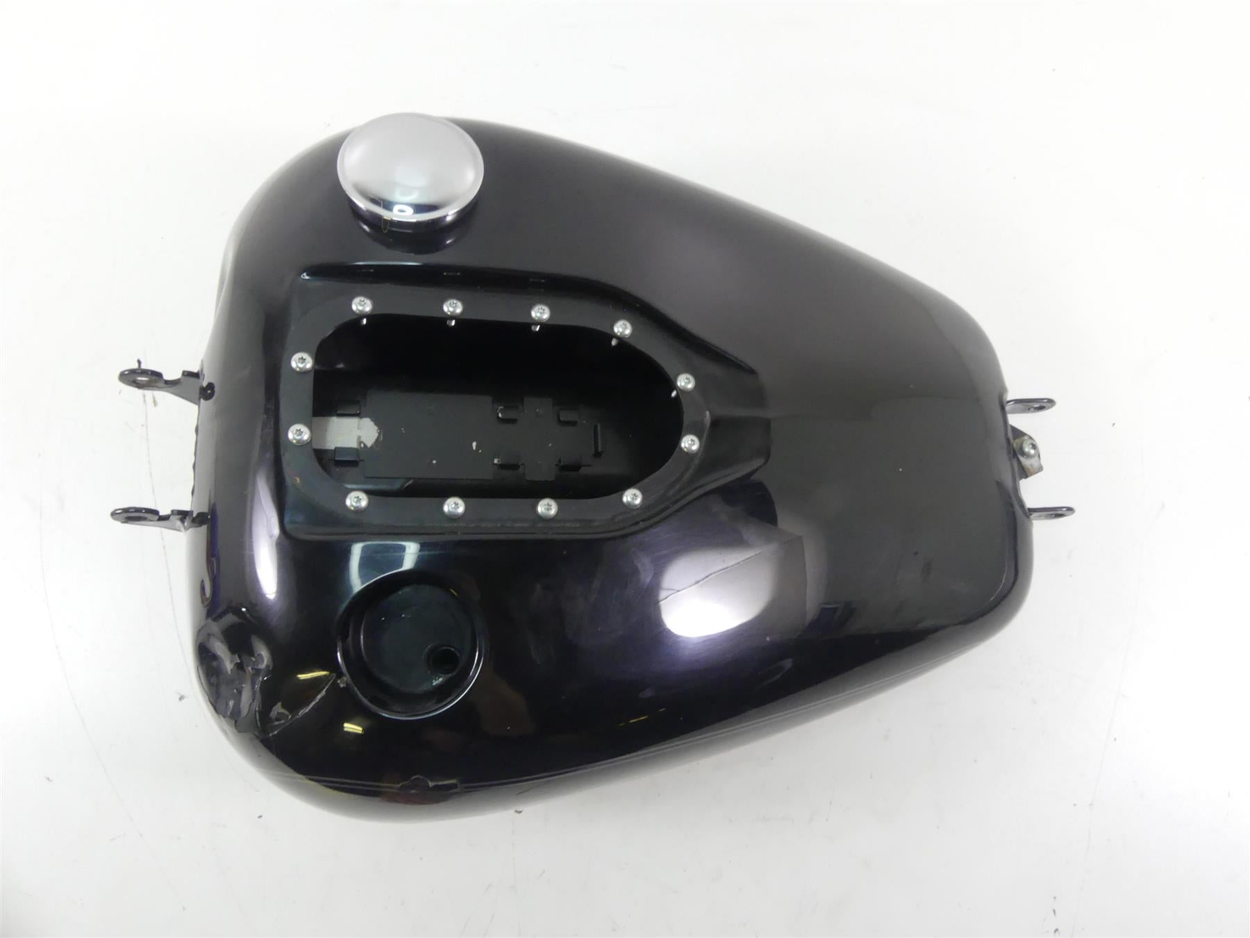 2009 Harley FXDL Dyna Low Rider Fuel Gas Petrol Tank -Dented 61593-04B {{ shop.shopifyCountryName }} - Mototech271