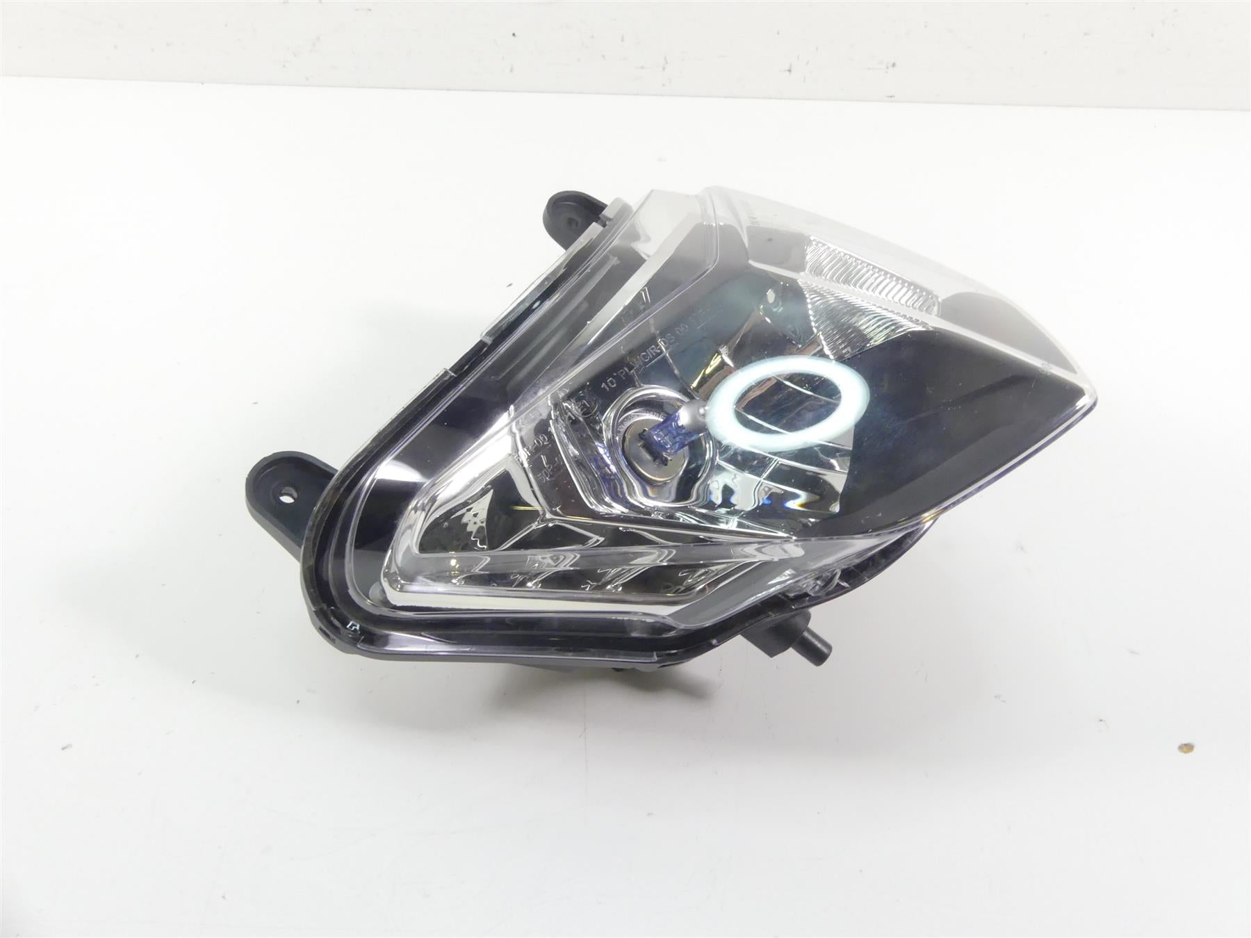 2014 Ducati Hypermotard 821 SP Headlight Head Light Lamp - Read 52010243A {{ shop.shopifyCountryName }} - Mototech271