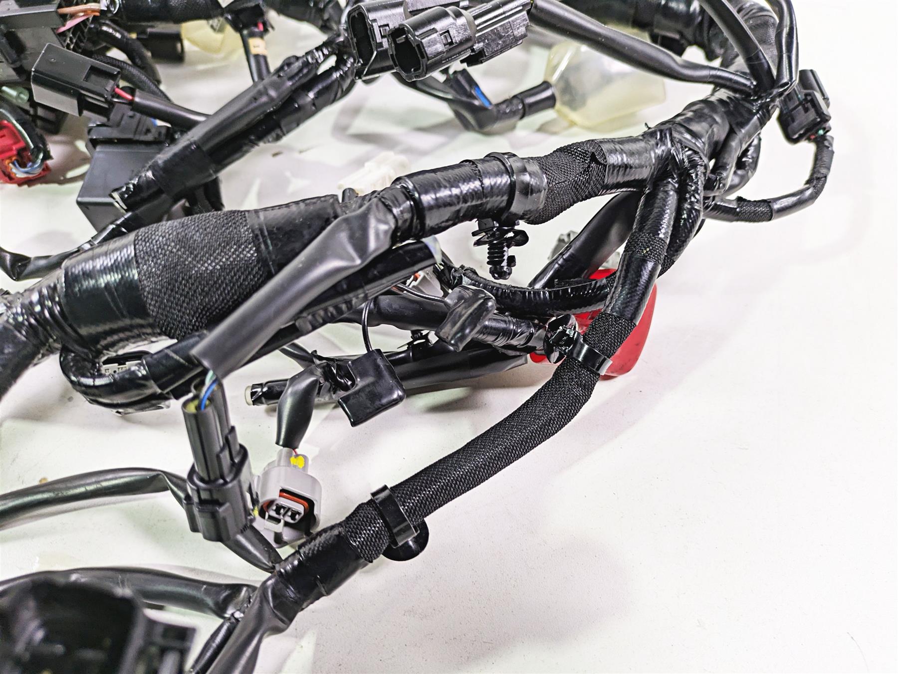 2021 Kawasaki Z900 ZR900 Main Wiring Harness Loom - No Cuts 26031-2852 {{ shop.shopifyCountryName }} - Mototech271