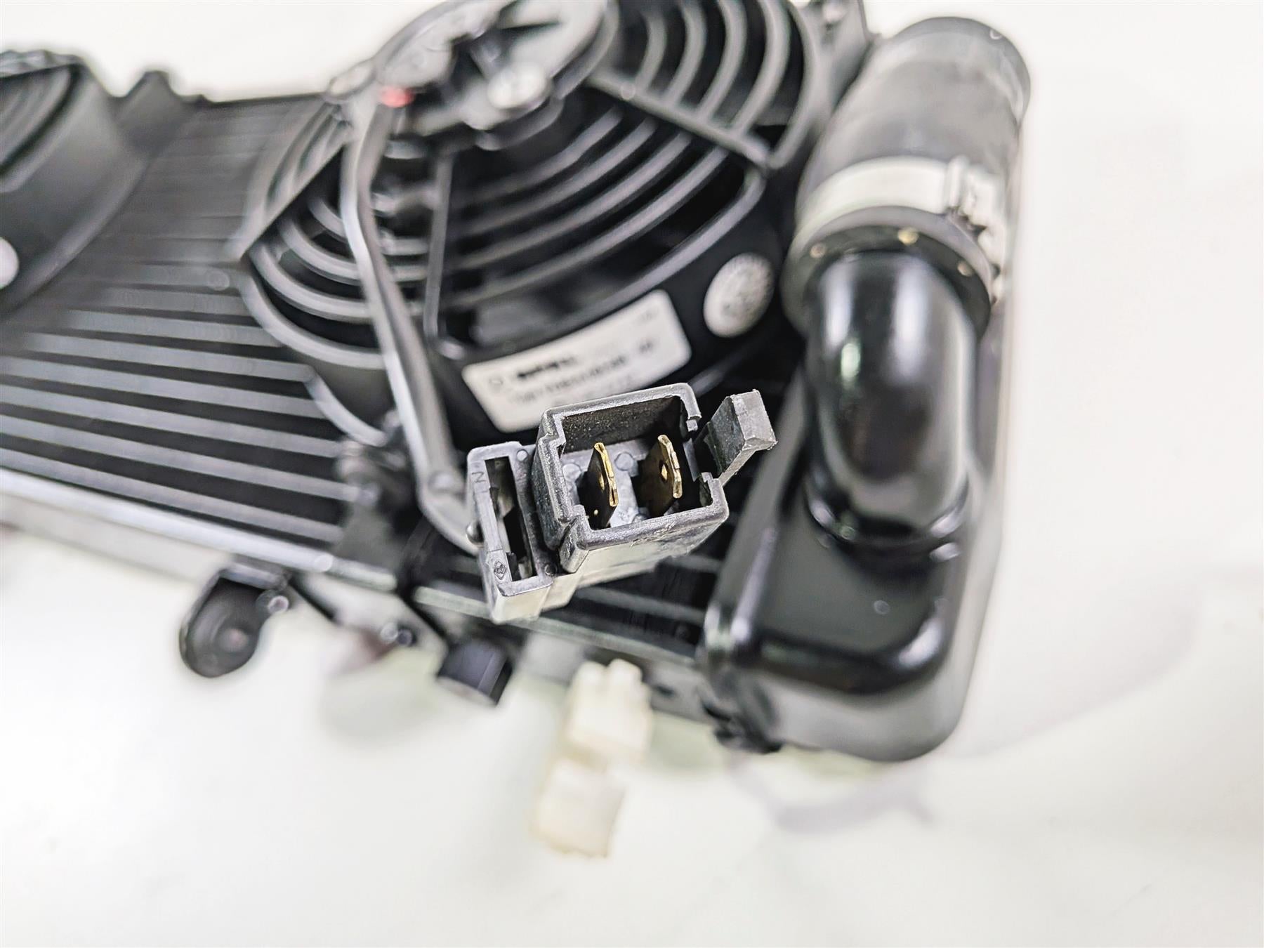 2008 Aprilia RSVR 1000 Factory Radiator Fan Reservoir Hoses Set AP8104828 {{ shop.shopifyCountryName }} - Mototech271