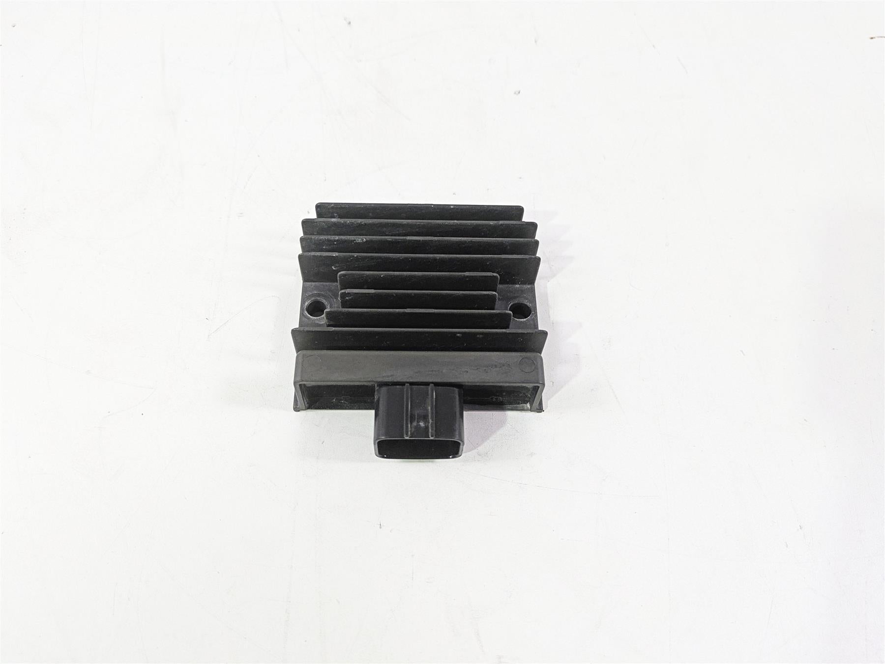 2020 Kawasaki ZX6R ZX636 Ninja Rectifier Voltage Regulator 21066-0756 SH868AA {{ shop.shopifyCountryName }} - Mototech271