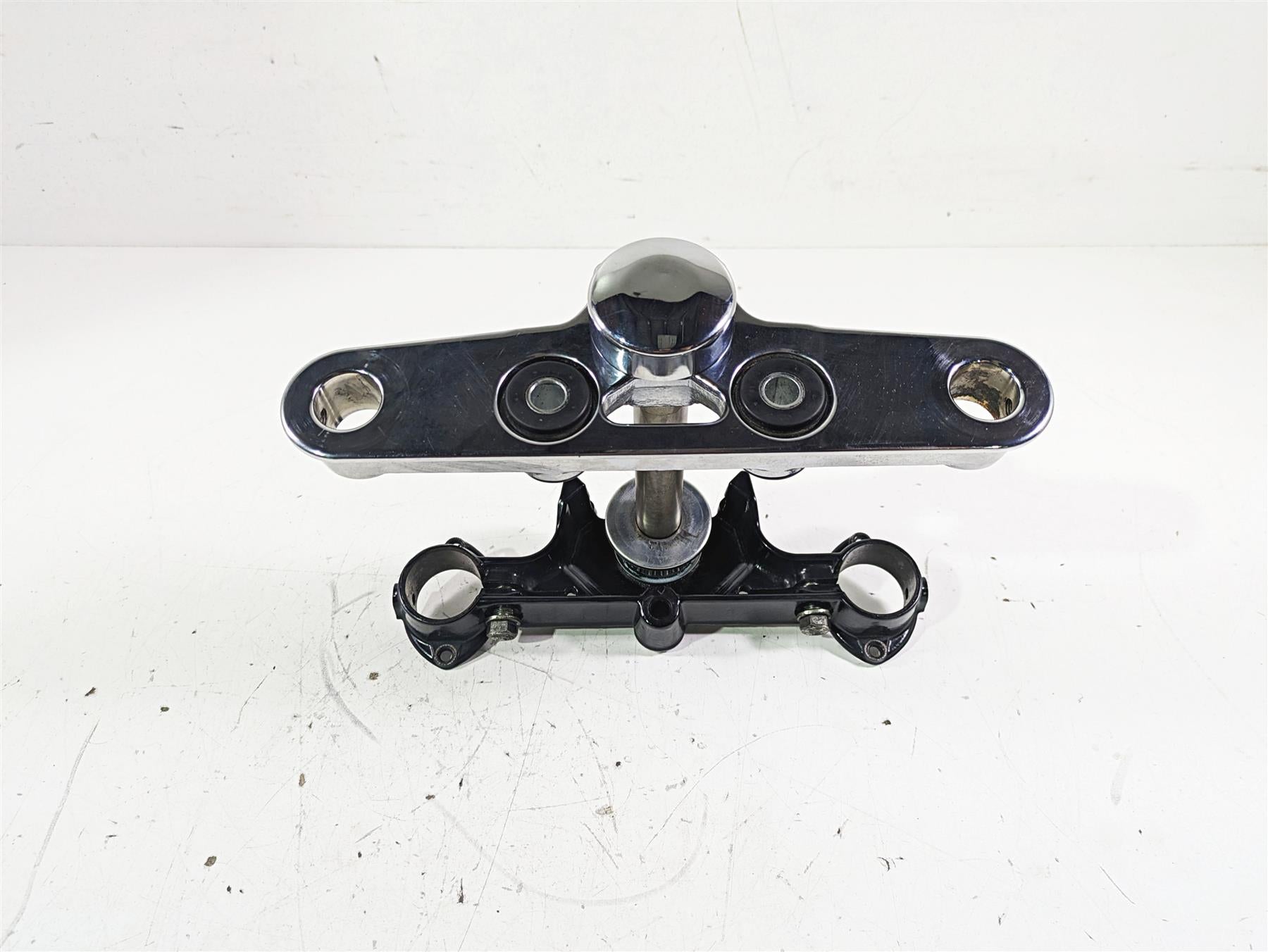 2005 Harley Softail FLSTFSE CVO Fat Boy Lower & Upper Triple Tree Set 45605-00A