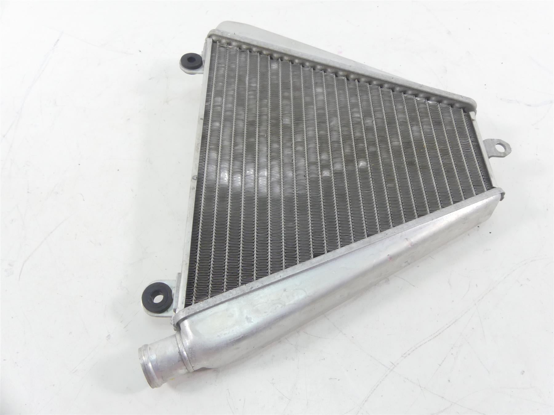 2020 Ducati Panigale V2 Lower Coolant Radiator - Straight No Leaks 54840972B {{ shop.shopifyCountryName }} - Mototech271