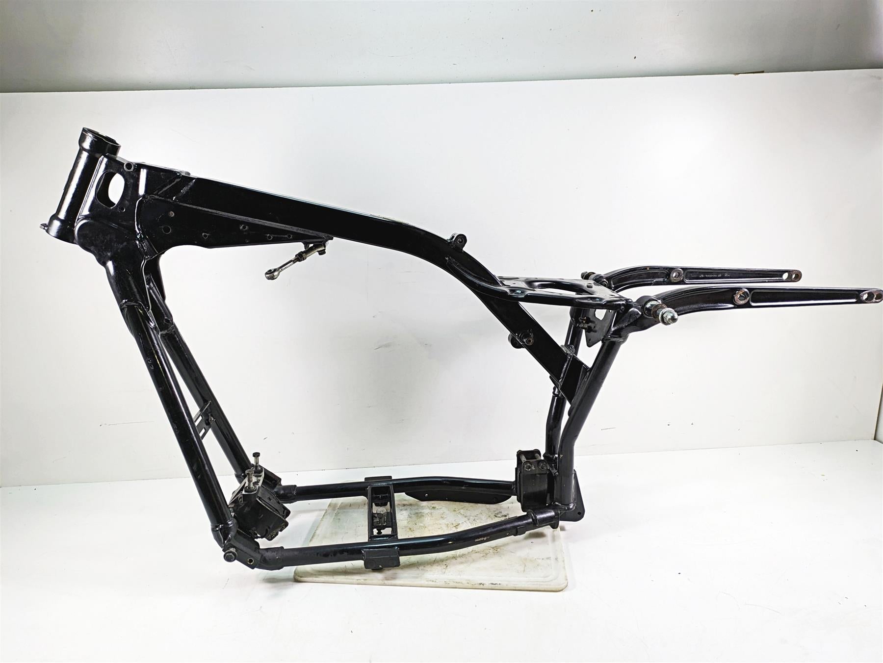 2009 Harley FXDC Dyna Super Glide Custom Straight Main Frame Chassis With Clean Oklahoma Title 47745-06B {{ shop.shopifyCountryName }} - Mototech271