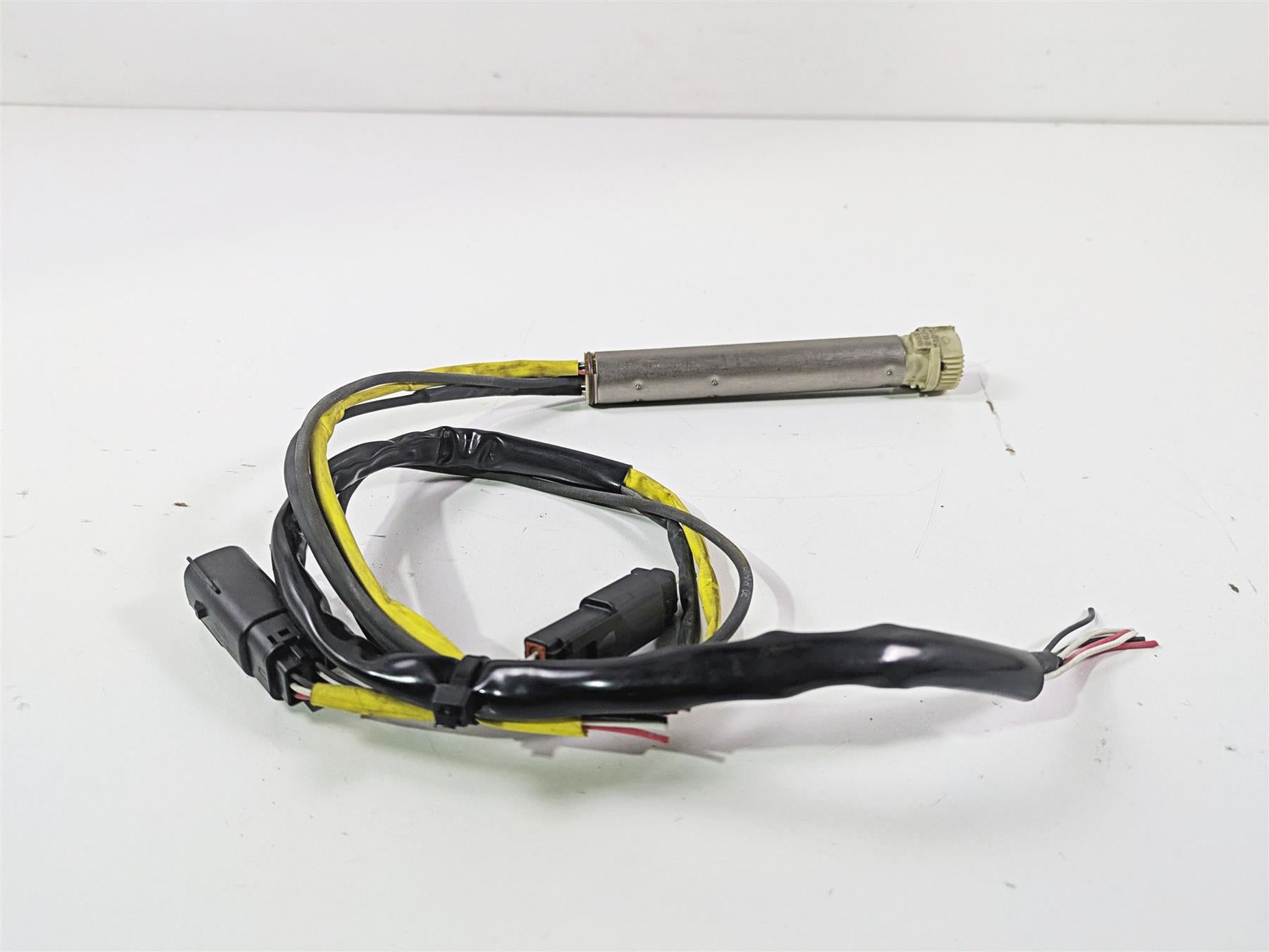 2010 Harley Touring FLHXSE CVO Street Glide Ride By Wire Sensor Read 32310-08A {{ shop.shopifyCountryName }} - Mototech271