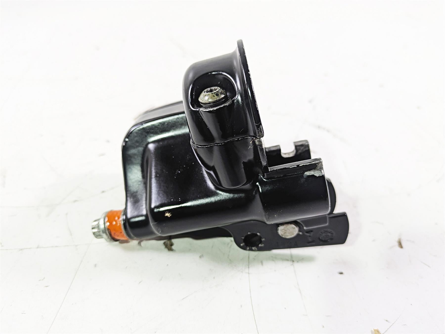 2003 Harley Touring FLHTCUI E-Glide 100th Front Brake Master Cylinder 45013-96E {{ shop.shopifyCountryName }} - Mototech271
