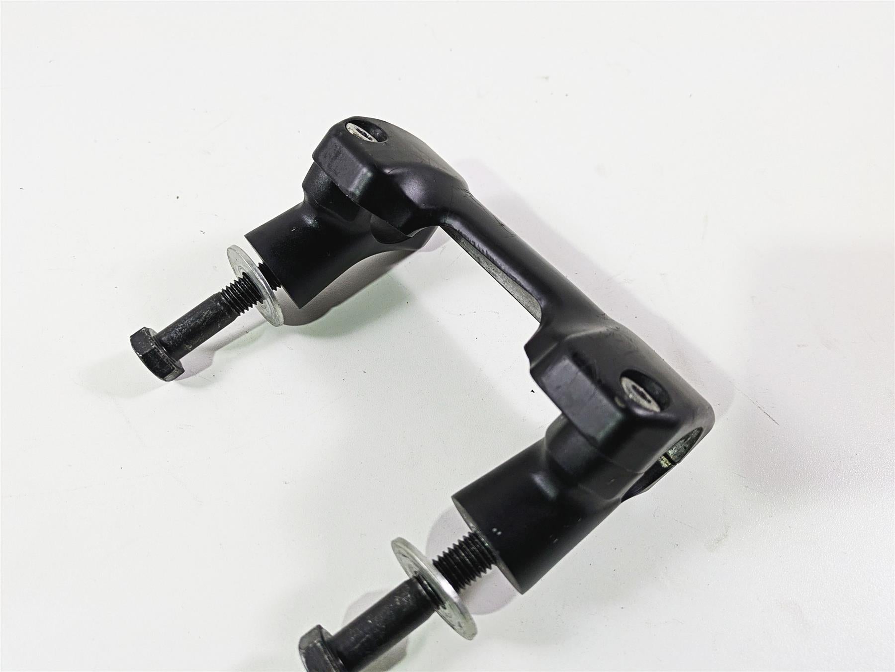 2016 Indian Chief Classic Handlebar Handle Bar Holder Risers 5139656 {{ shop.shopifyCountryName }} - Mototech271