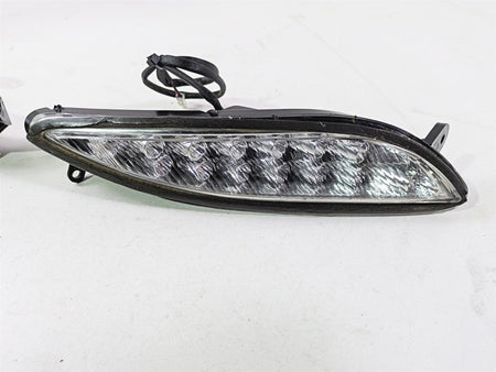2017 Indian Chieftain Limited Front Blinker Turn Signal Set 2412456 2412455 {{ shop.shopifyCountryName }} - Mototech271