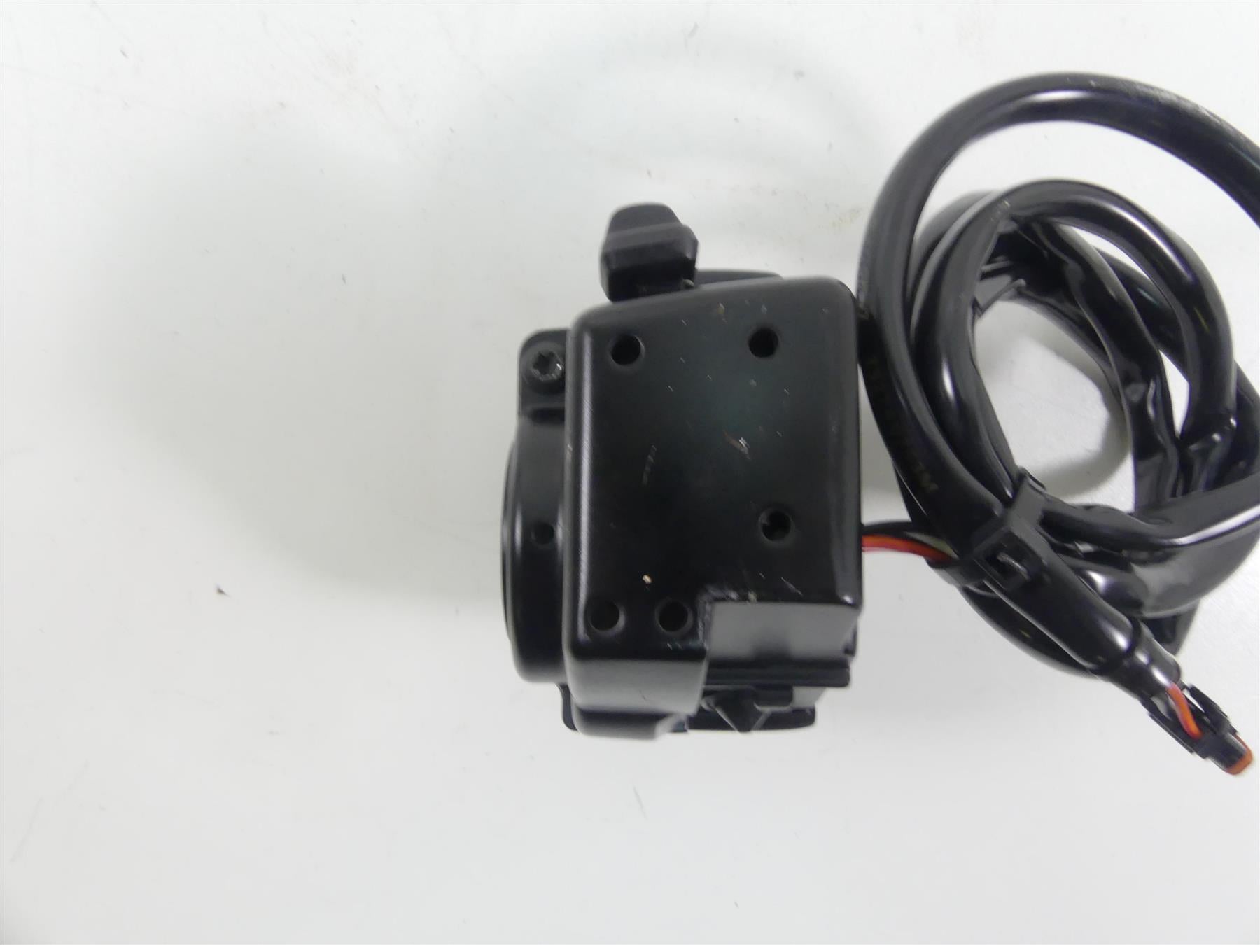 2018 Harley Softail FXFB Fat Bob Left Hand Cruise Control Switch 71500292 {{ shop.shopifyCountryName }} - Mototech271
