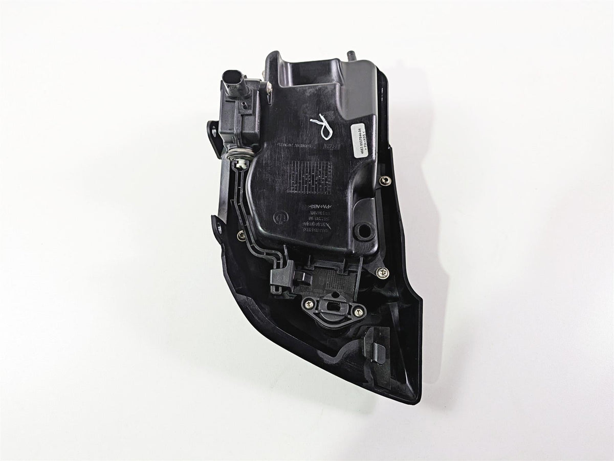 2019 BMW R1250RT K52 Right Storage Compartment Box 46638544958 {{ shop.shopifyCountryName }} - Mototech271