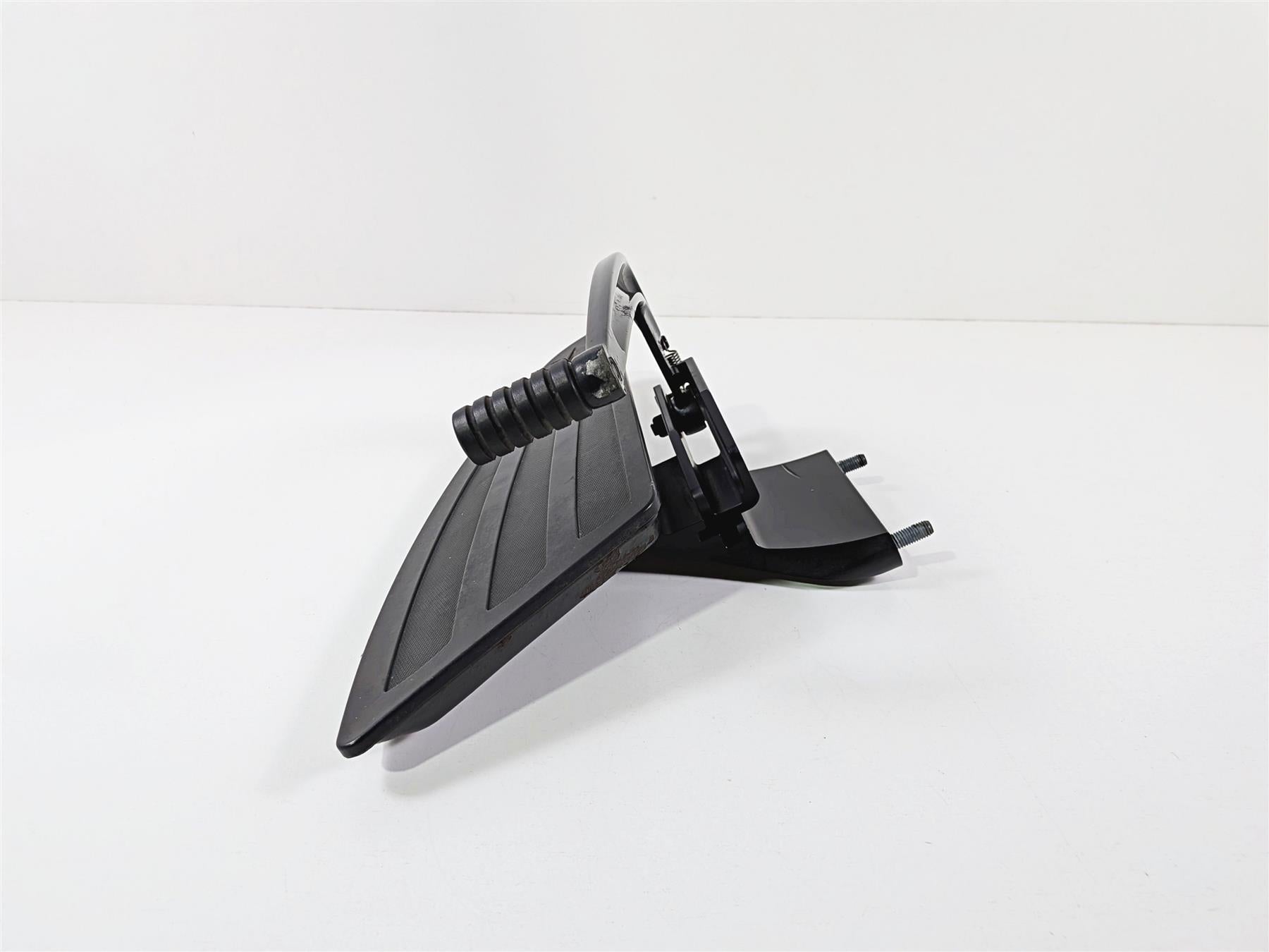 2016 Victory Cross Country Front Right Floorboard & Brake Pedal 1021216 5134178 {{ shop.shopifyCountryName }} - Mototech271