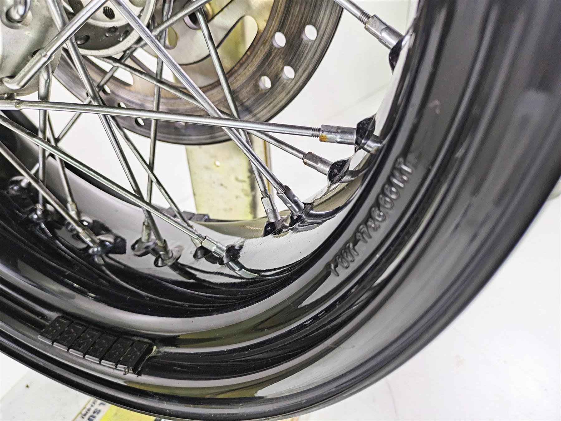 2008 Harley FLSTSB Cross Bones Rear Wheel Rim 17x6 -Read 44936-08 {{ shop.shopifyCountryName }} - Mototech271