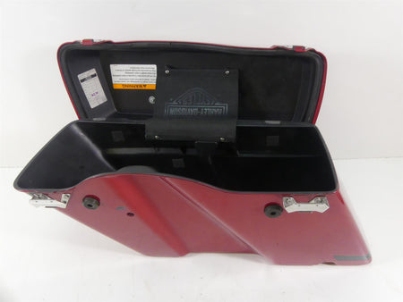 2007 Harley Touring FLHTCU SE CVO Electra Glide Right Saddlebag Case 88277-07 {{ shop.shopifyCountryName }} - Mototech271