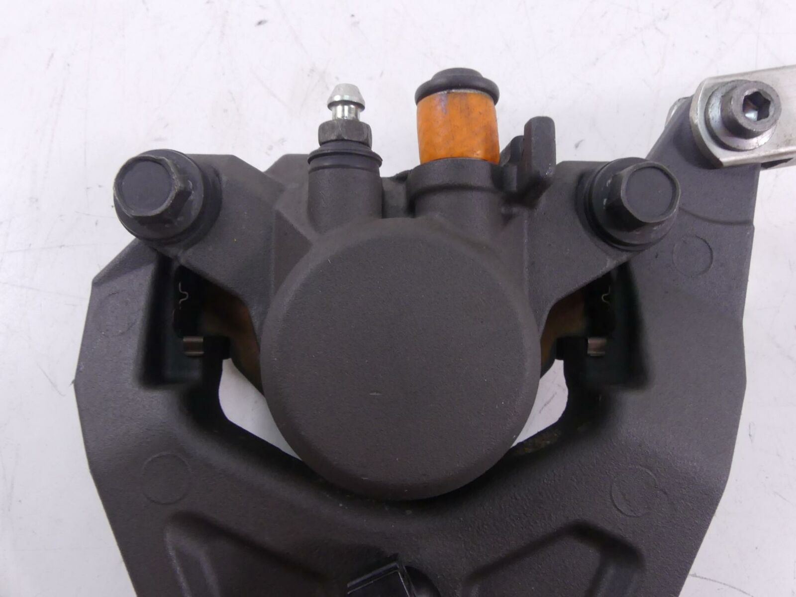 2012 Yamaha XT1200 Super Tenere Rear Brake Caliper & Mount 23P-2580W-00-00 {{ shop.shopifyCountryName }} - Mototech271