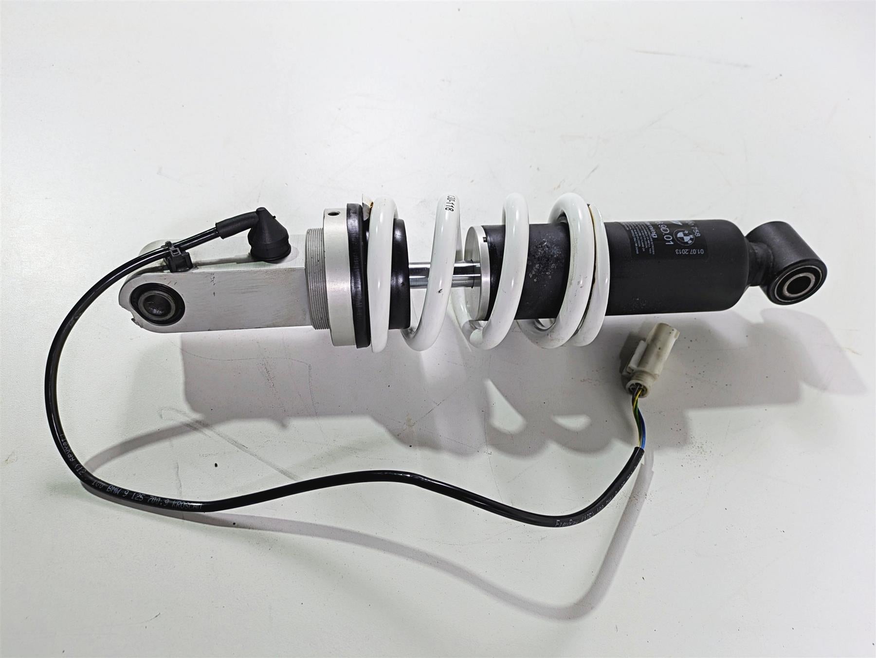 2014 BMW K1300S K40 Front Shock Damper Suspension Esa 7720758 31427720758 {{ shop.shopifyCountryName }} - Mototech271