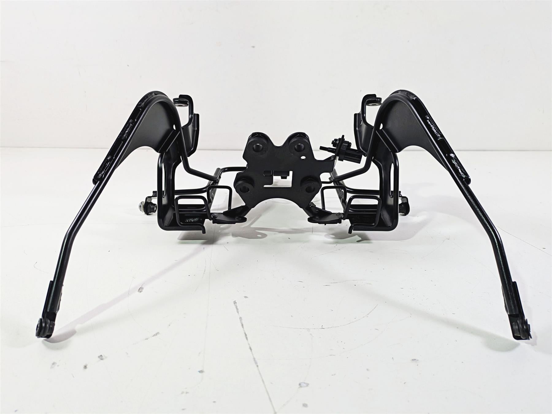 2022 Kawasaki ZR900RS Cafe Headlight Gauges Stay Bracket Mount 39137-0686 {{ shop.shopifyCountryName }} - Mototech271
