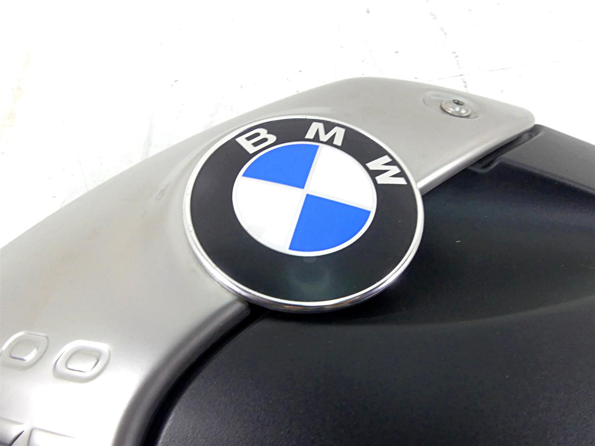 2009 BMW R1200 GS K25 Tank Left Side Cover Fairing 46637693431 46637700873 {{ shop.shopifyCountryName }} - Mototech271