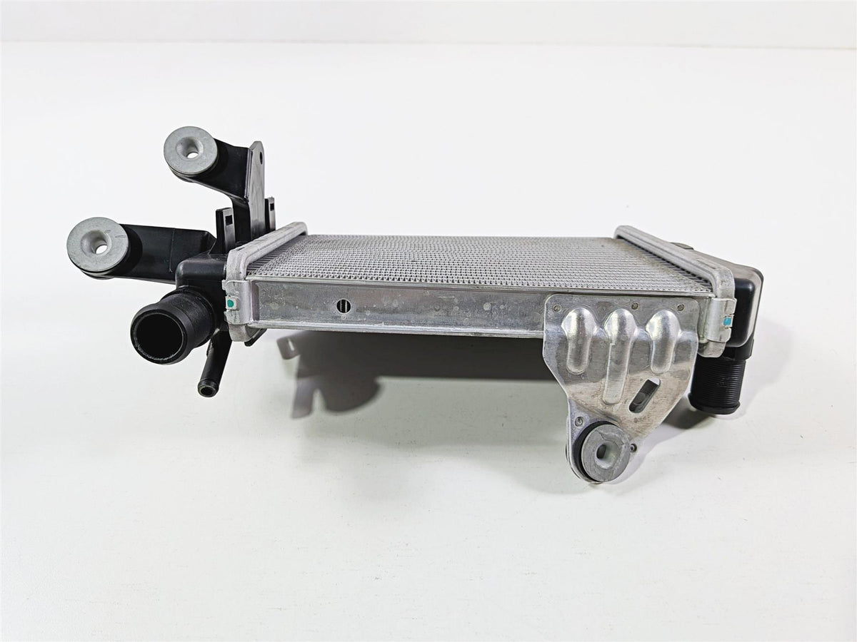 2023 BMW R1250RT RTP K52 Left Coolant Radiator - Broken Tab - Bent 17118546408 {{ shop.shopifyCountryName }} - Mototech271