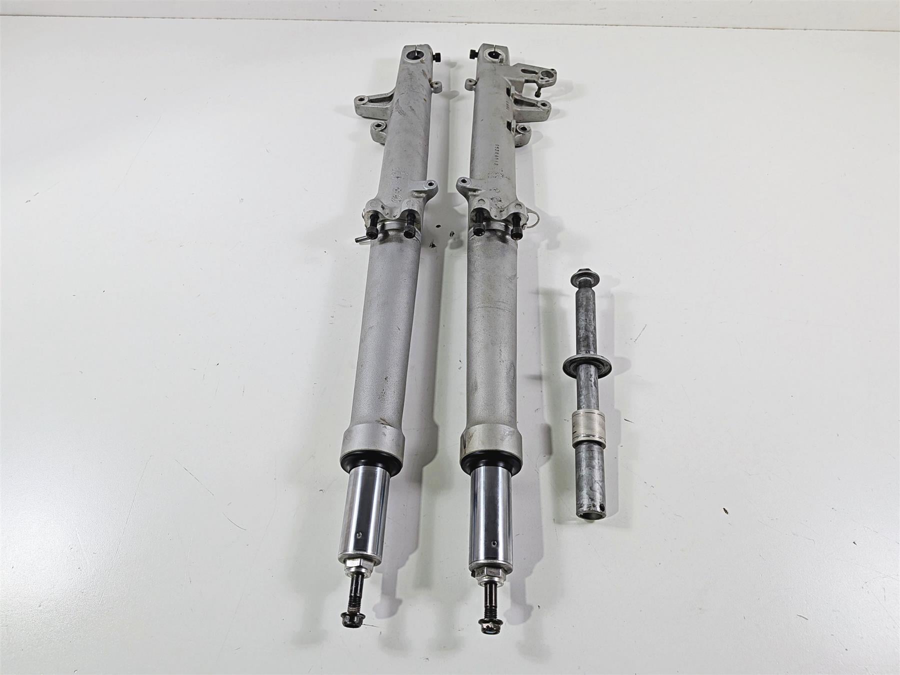 2002 BMW K1200LT 89V3 Front Fork Leg & Axle Set 31427650691 31427650692 {{ shop.shopifyCountryName }} - Mototech271