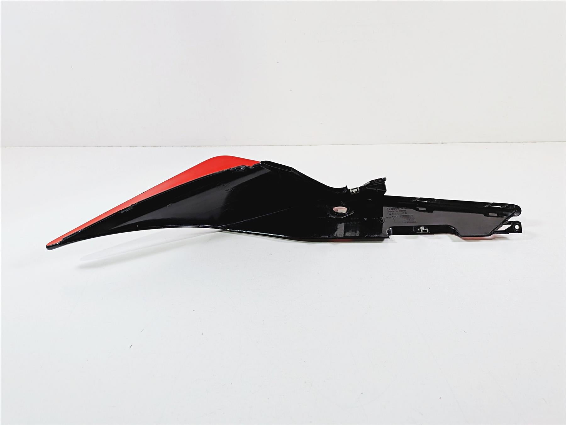 2016 Aprilia RSV 1100 Tuono V4 Factory Left Tail Side Cover Fairing 858847 {{ shop.shopifyCountryName }} - Mototech271